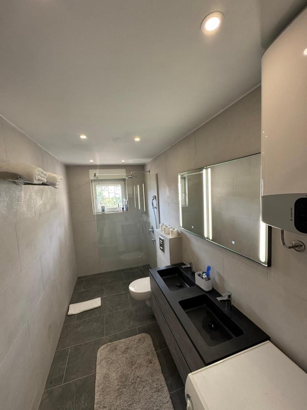 Apartment Topla Herceg Novi Exteriör bild